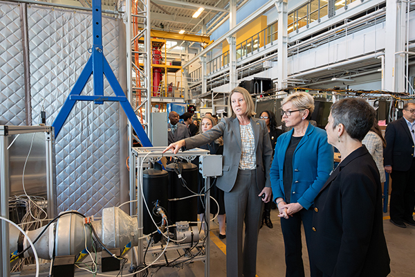 eorgia Tech's associate vice president for Research Operations and Infrastructure, Krista Walton, explains direct air capture technology to U.S. Secretary of Energy Jennifer Granholm.