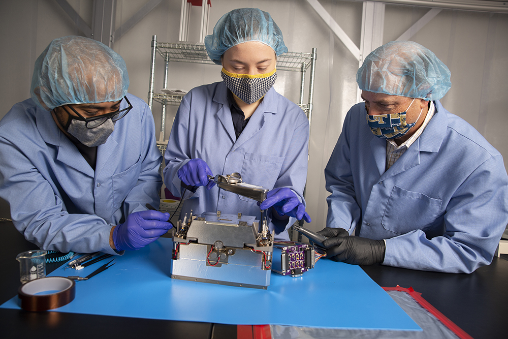 eorgia Tech researchers working in a laboratory