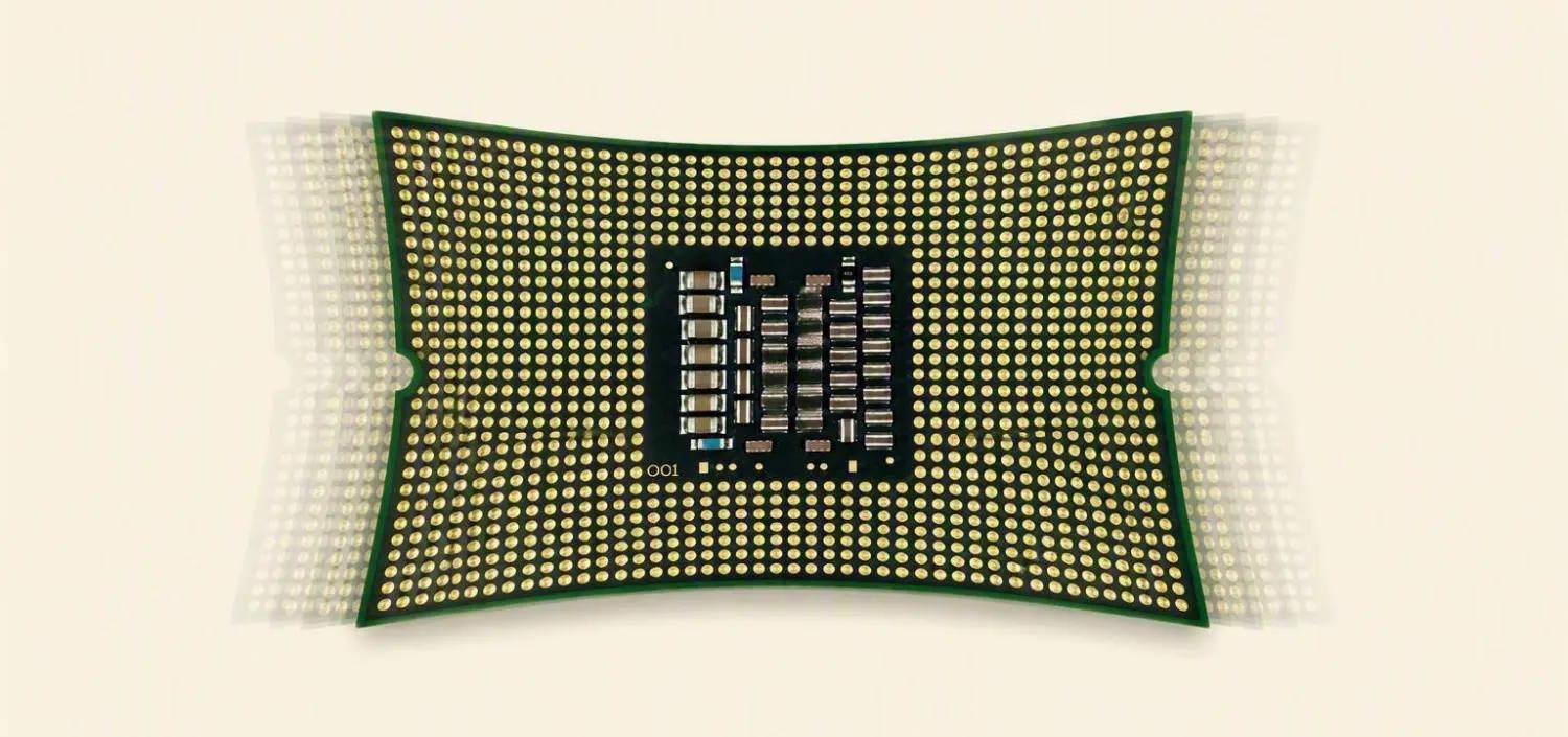 Flexible electronic device with a dense array of interconnects bends under mechanical strain, demonstrating stretchable semiconductor packaging and advanced flexible electronics technology.