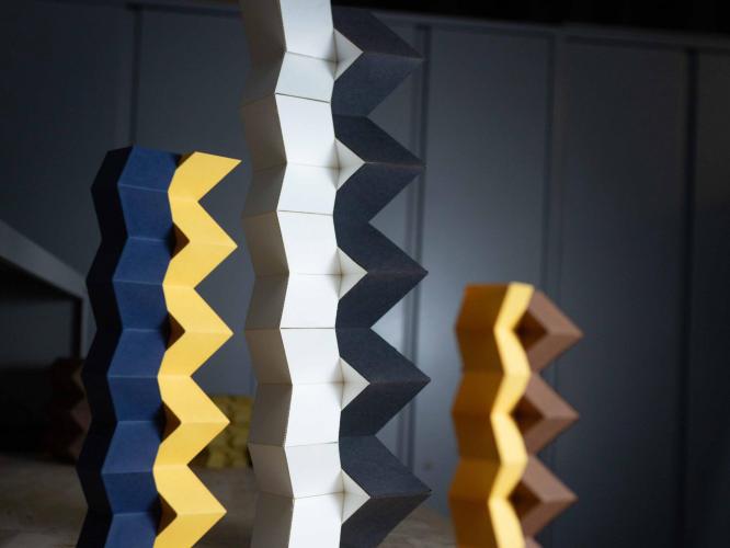 Examples of origami zipper structures