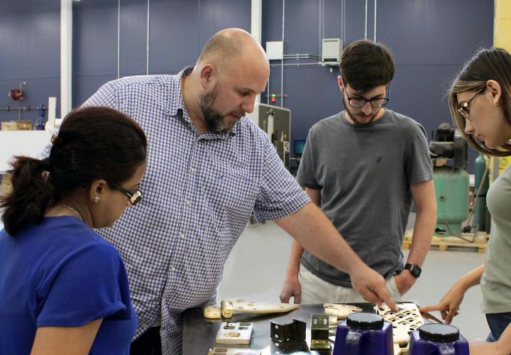Aaron Stebner leads lab class at Advanced Manufacturing Pilot Facility at Georgia Tech 