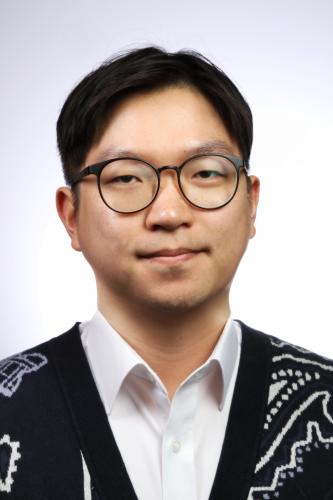Dongsuk Sung headshot