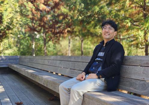 Sanghyun Jang enjoying the EccoCommons at Georgia Tech.