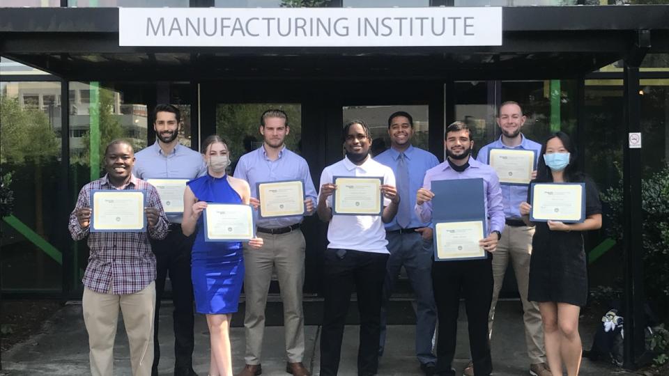 REU Group Graduation Photo - Summer 2021