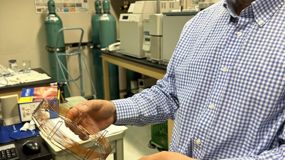 Rallming Yang, Senior Research Scientist and head of the Chemical Analysis Lab explains how FTIR Spectrometer works at the RBI Chemical Analysis Lab