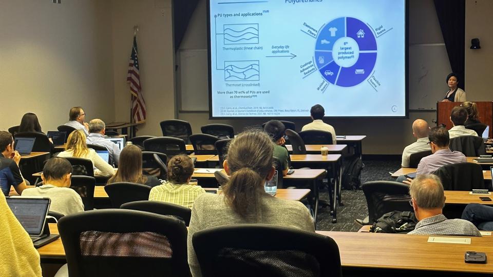 Speaker presenting at the Visions for Sustainable Polymers Symposium