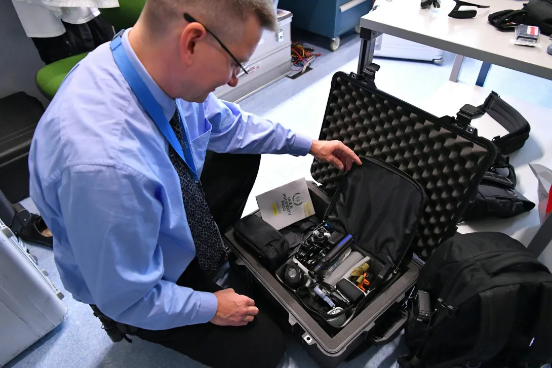<p>This travel case holds a toolkit containing equipment for inspecting nuclear facilities. <a href="https://www.flickr.com/photos/iaea_imagebank/30483028477/">Dean Calma/IAEA</a>, <a href="http://creativecommons.org/licenses/by/4.0/">CC BY</a></p> This travel case holds a toolkit containing equipment for inspecting nuclear facilities