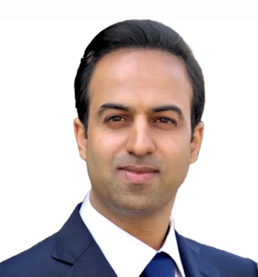 Portrait of Ali Sarhadi.