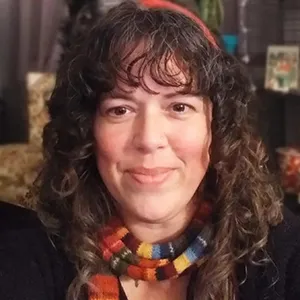 Portrait of Tamsin Leavy.