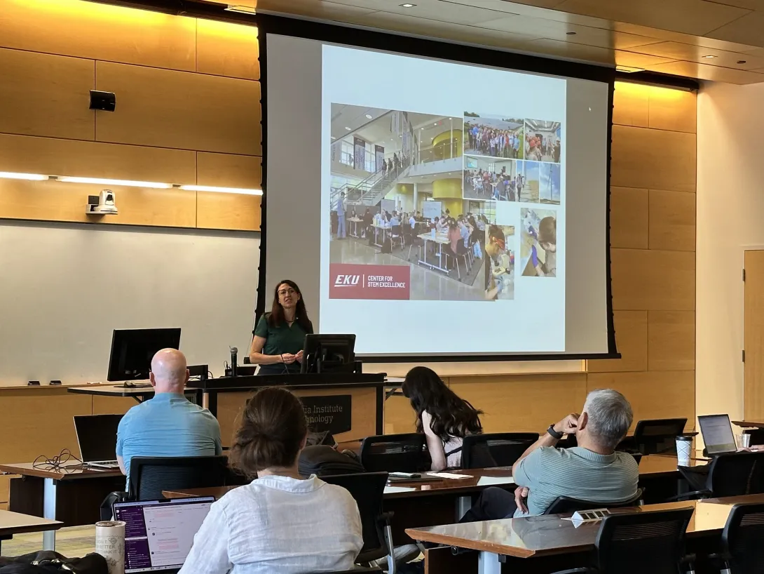 Judy Jenkins, 2025 SEI Energy Faculty Fellow from Eastern Kentucky University, presents her research work from the 10-week program.