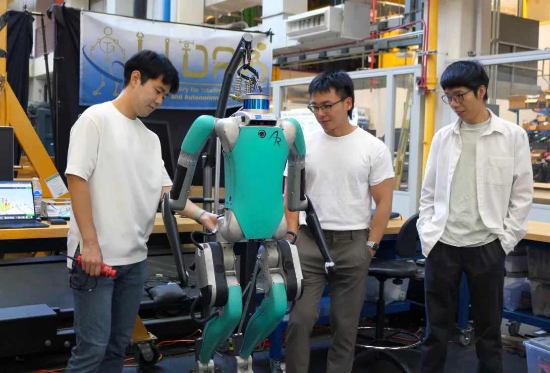 The LIDAR Research Team with Digit Robot